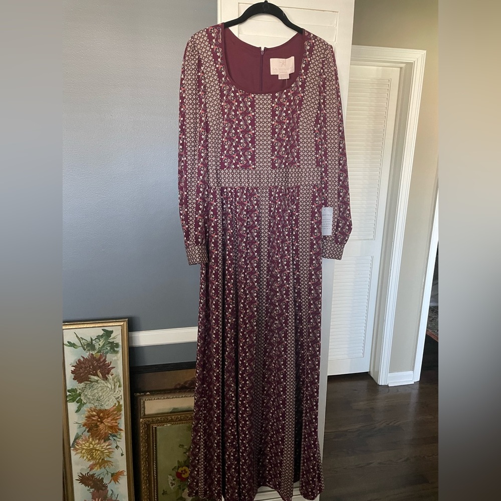 Gal Meets Glam Maxi Dress NWT